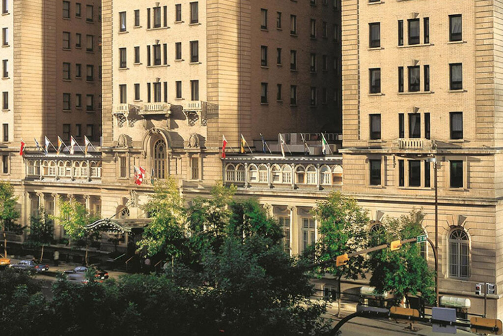 CAN_Alberta_Fairmont Pallister_Exterior