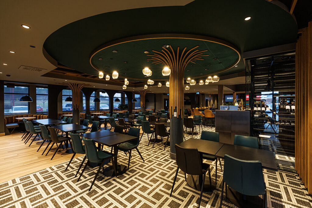 CAN_Quebec_l’Hotel Universel_restaurant