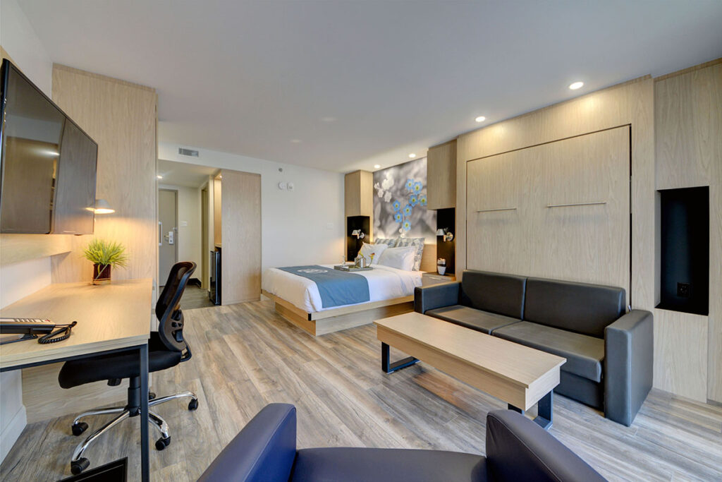 CAN_Quebec_l’Hotel Universel_room2