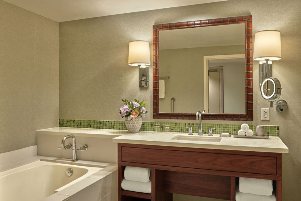 USA_California_Loews Coronado Bay Resort_Bathroom