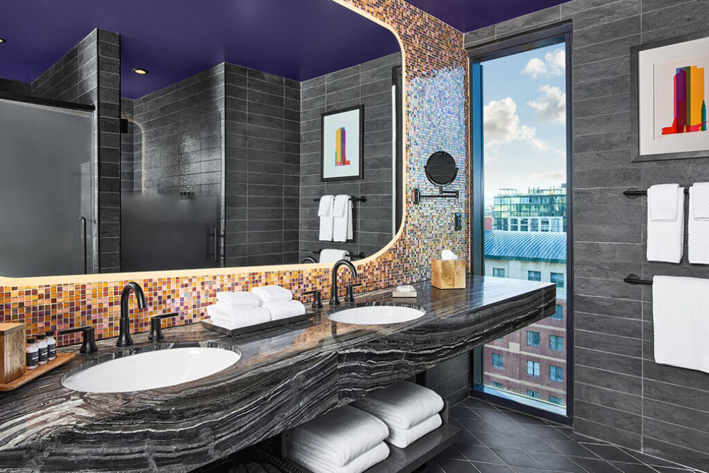USA_Colorado_The Rally Hotel_Bathroom