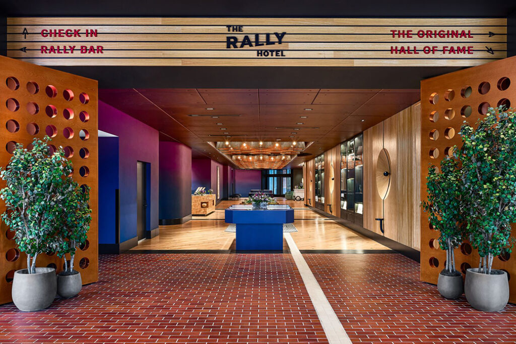 USA_Colorado_The Rally Hotel_Entrance