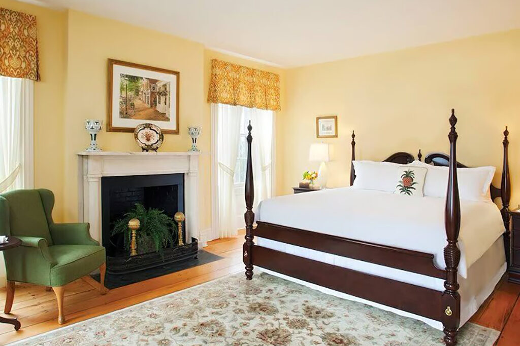 Hotel King Room