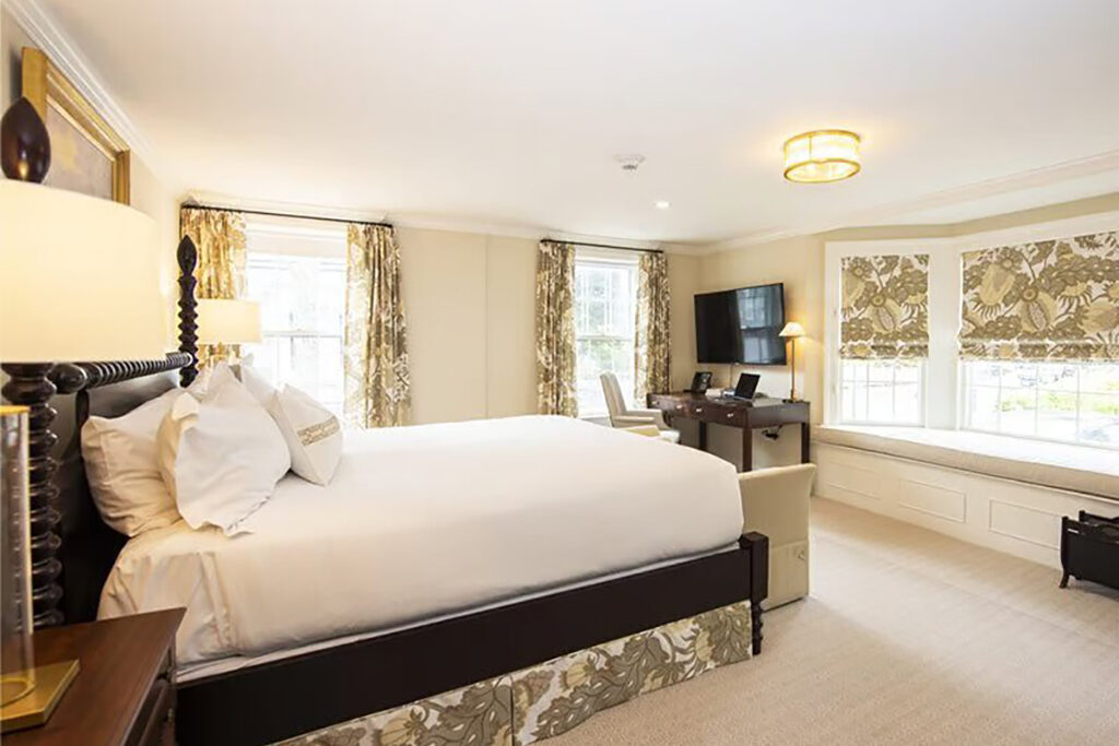 Hotel Suite