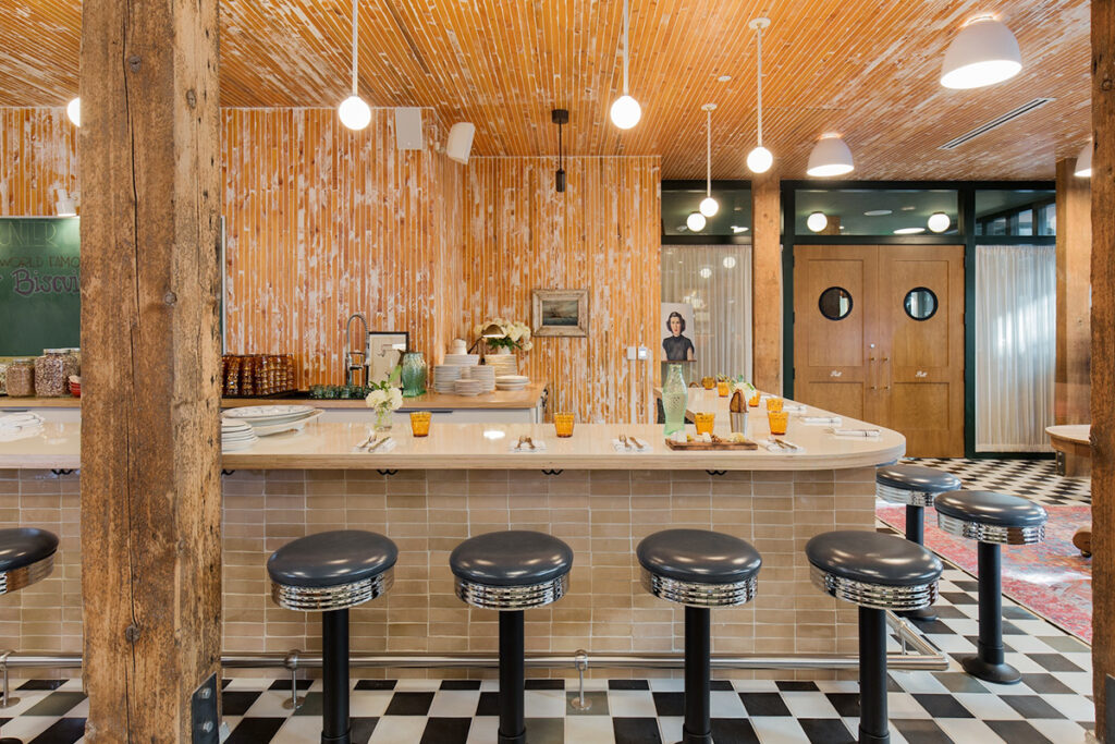 Hotel Restaurant