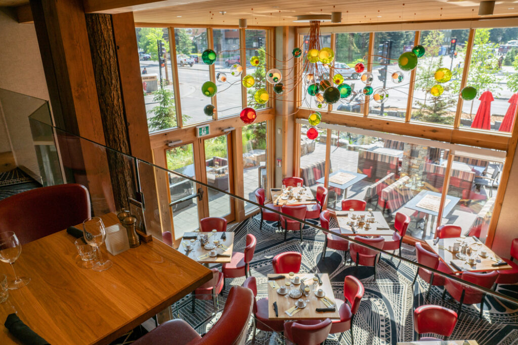 CAN_Alberta_MooseHotel_314_Pacini_Dining_Room