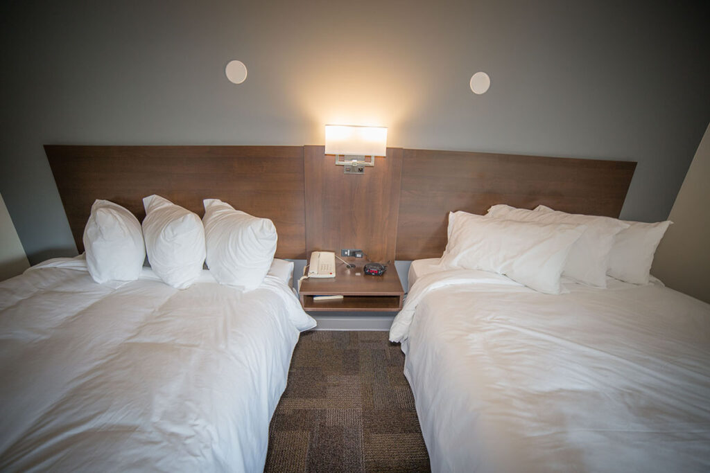CAN_Yukon_Bedrock Motel_Guest Room