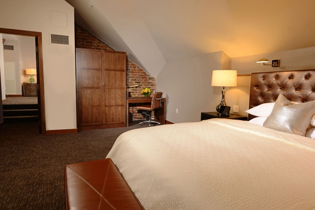 USA_Colorado_The Crawford_Guest Room__
