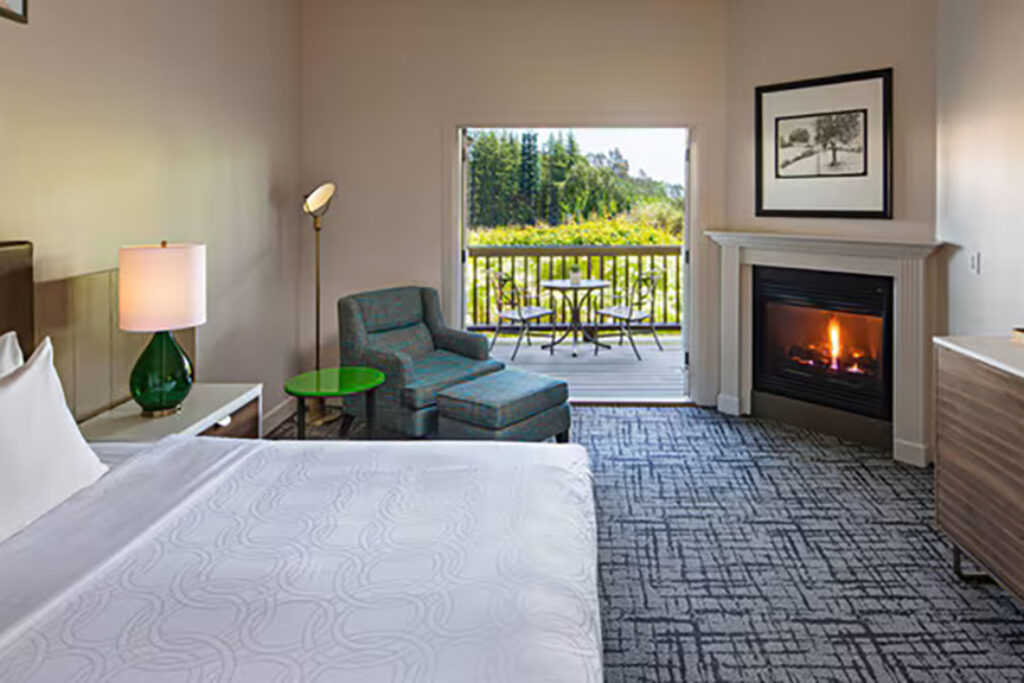 King lodge guest room