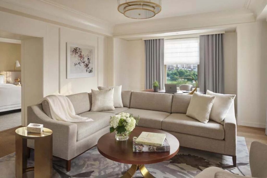 Hotel park view suite