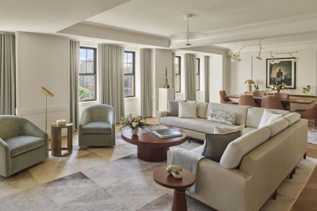 Presidential suite living room