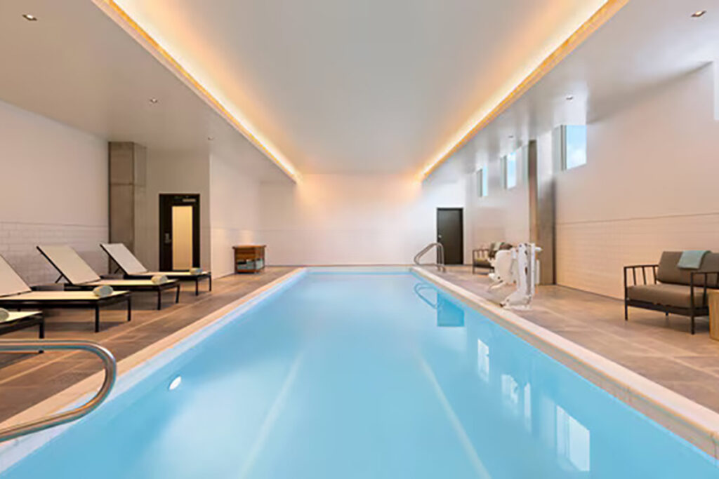 Hotel pool