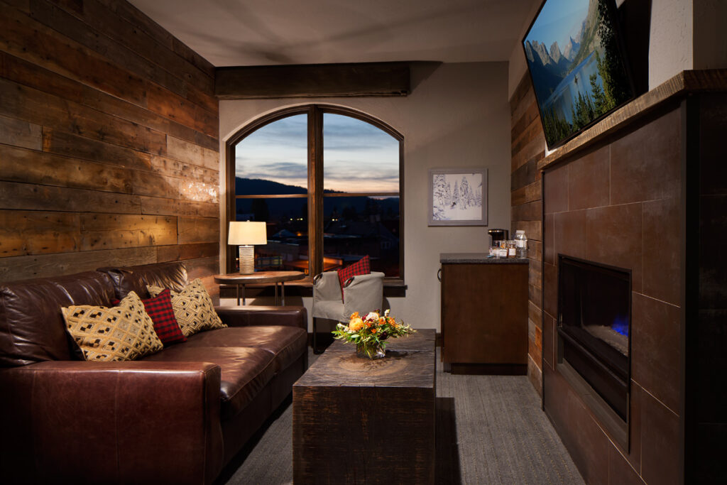 Skyline room