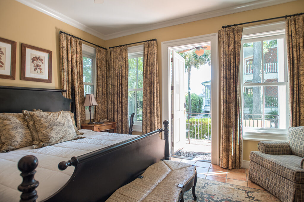 Garden Cottage guest room with balcony