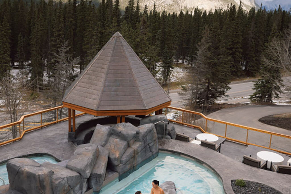 Aerial view of hot tub overlooking mountains