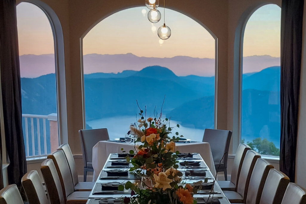 Dining table with panoramic view in the background