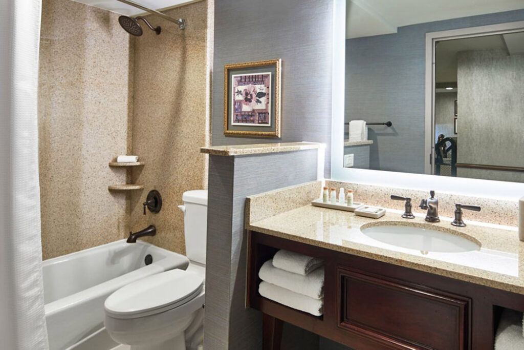 Junior suite bathroom