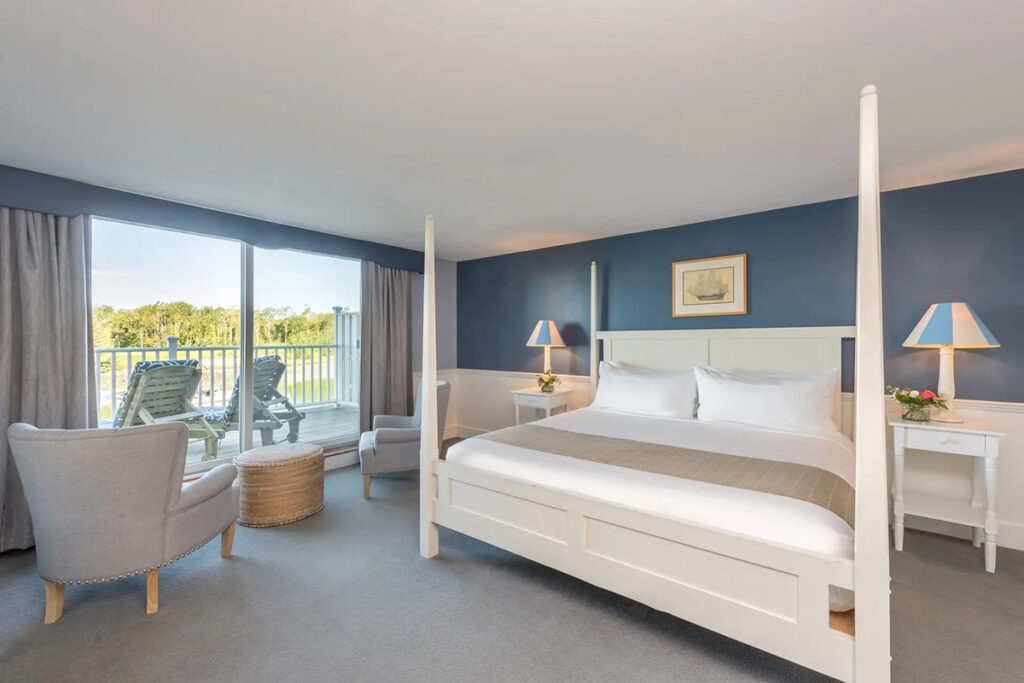 King guest room with a view