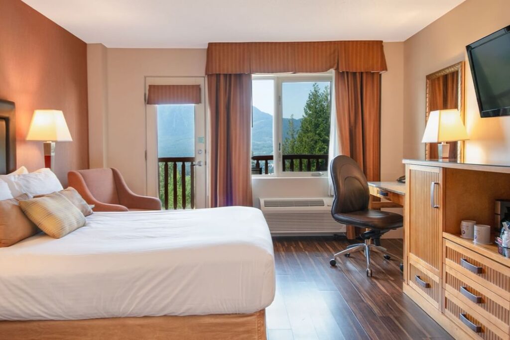 Coast Hillcrest Hotel Bedroom