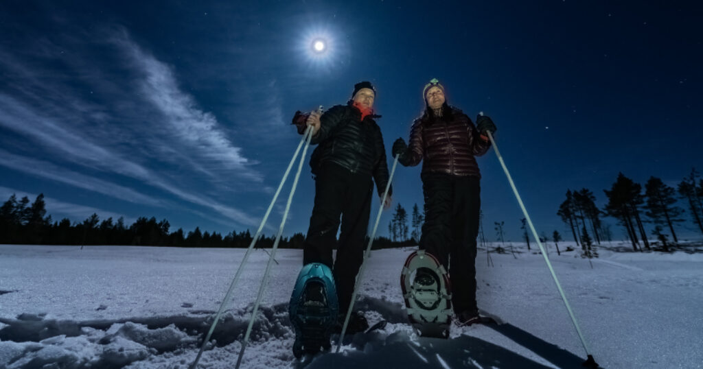 0_07 Night hiking