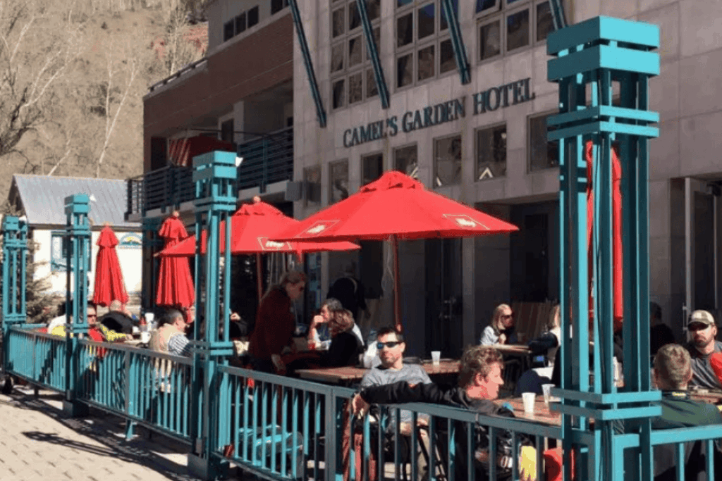 Camel’s Garden Hotel Restaurant