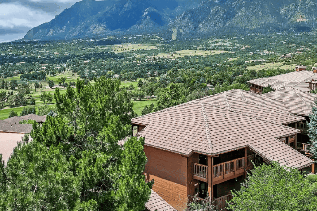 Cheyenne Mountain Resort Exterior