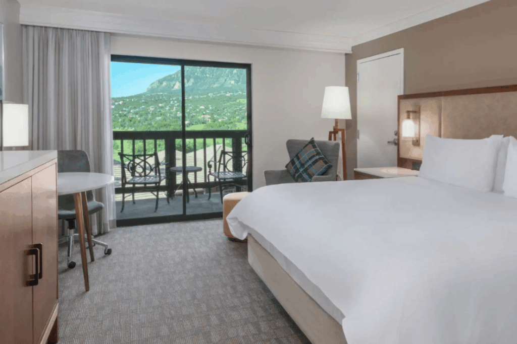 Cheyenne Mountain Resort Bedroom