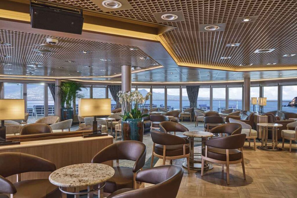 Inside view of the Panorama Lounge on the Silver Moon cruise ship in Alaska