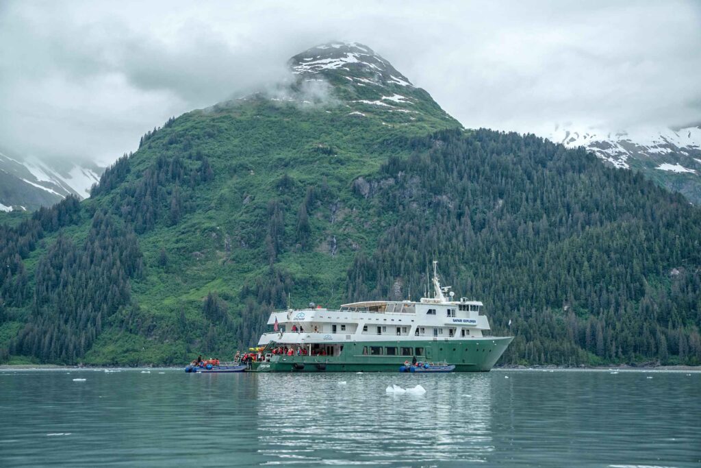 USA-Alaska-Wilderness-Adventurer-Mears-Glacier_11_11zon