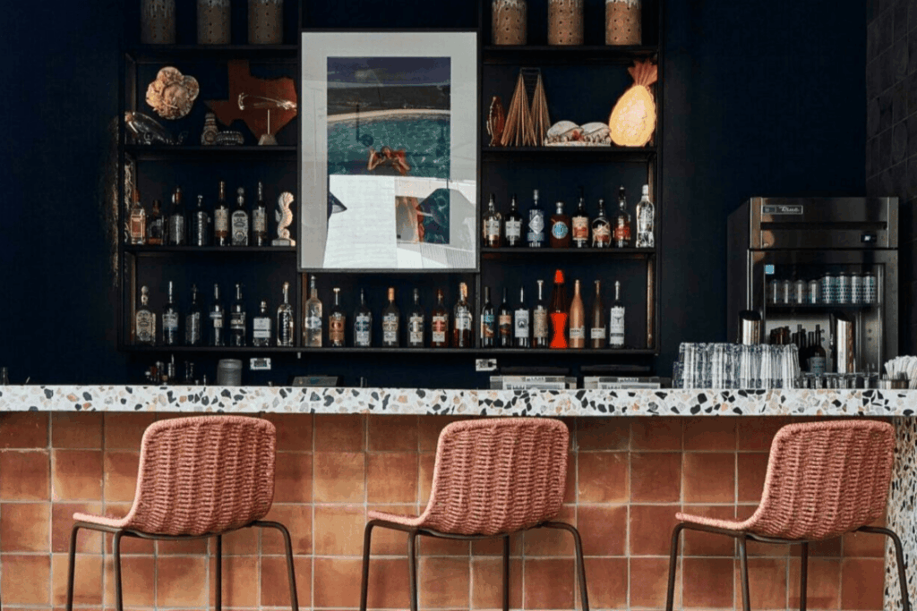 Hotel Magdalena Austin Bar