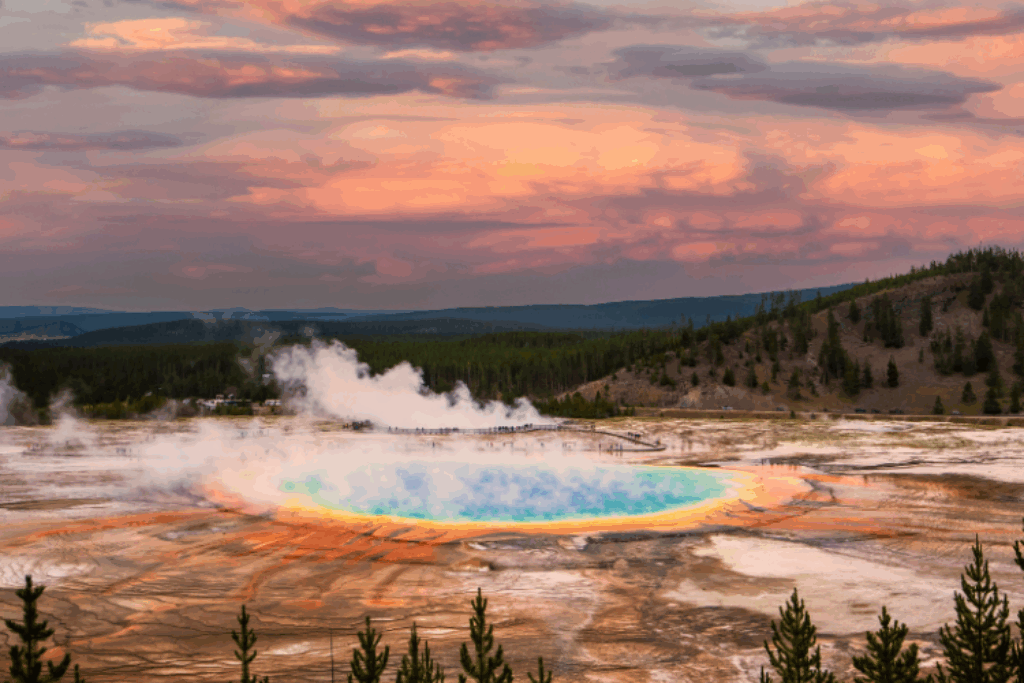 Grand Prismatic Spring, Yellowstone National Park, Wyoming